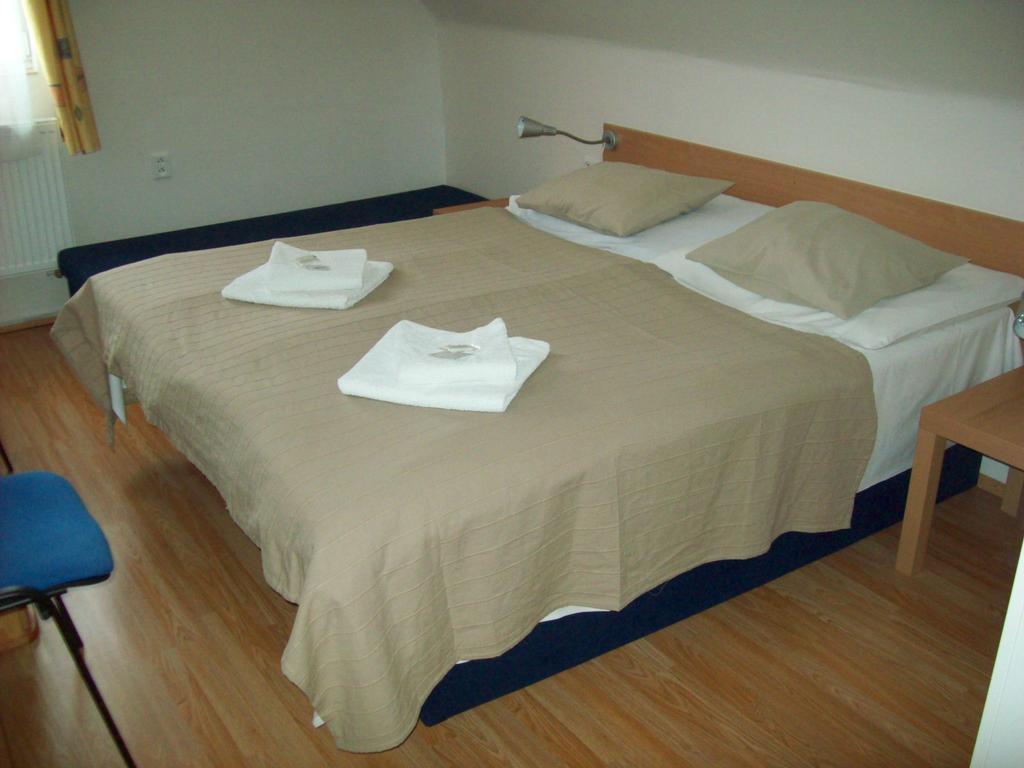Hotel U Lip Trojanovice Frenštát pod Radhoštěm Стая снимка
